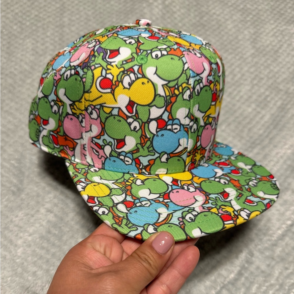 NWT Super Mario brothers Yoshi all over print SnapBack cap for men’s